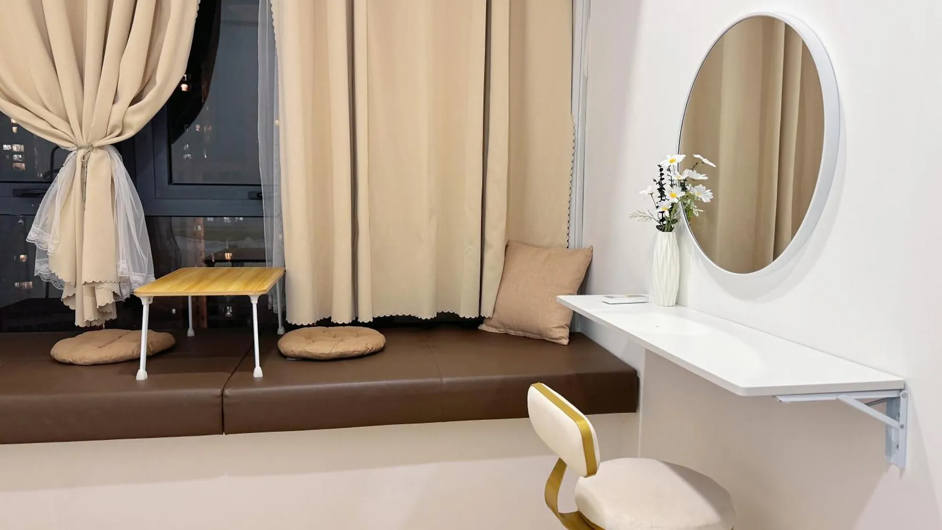 Wind Serenity At Country Garden Danga Bay With 2Carparks Foc Netflix Access And Youtube Premium 3Beds3Bath For 6-13Pax By Minshuku Johor Bahru Malaysia