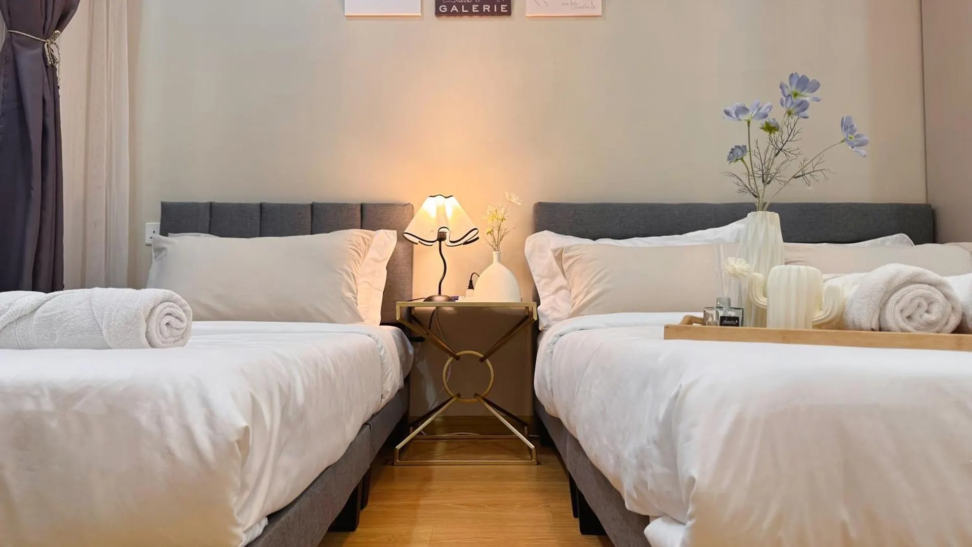 Wind Serenity At Country Garden Danga Bay With 2Carparks Foc Netflix Access And Youtube Premium 3Beds3Bath For 6-13Pax By Minshuku Johor Bahru Apartment